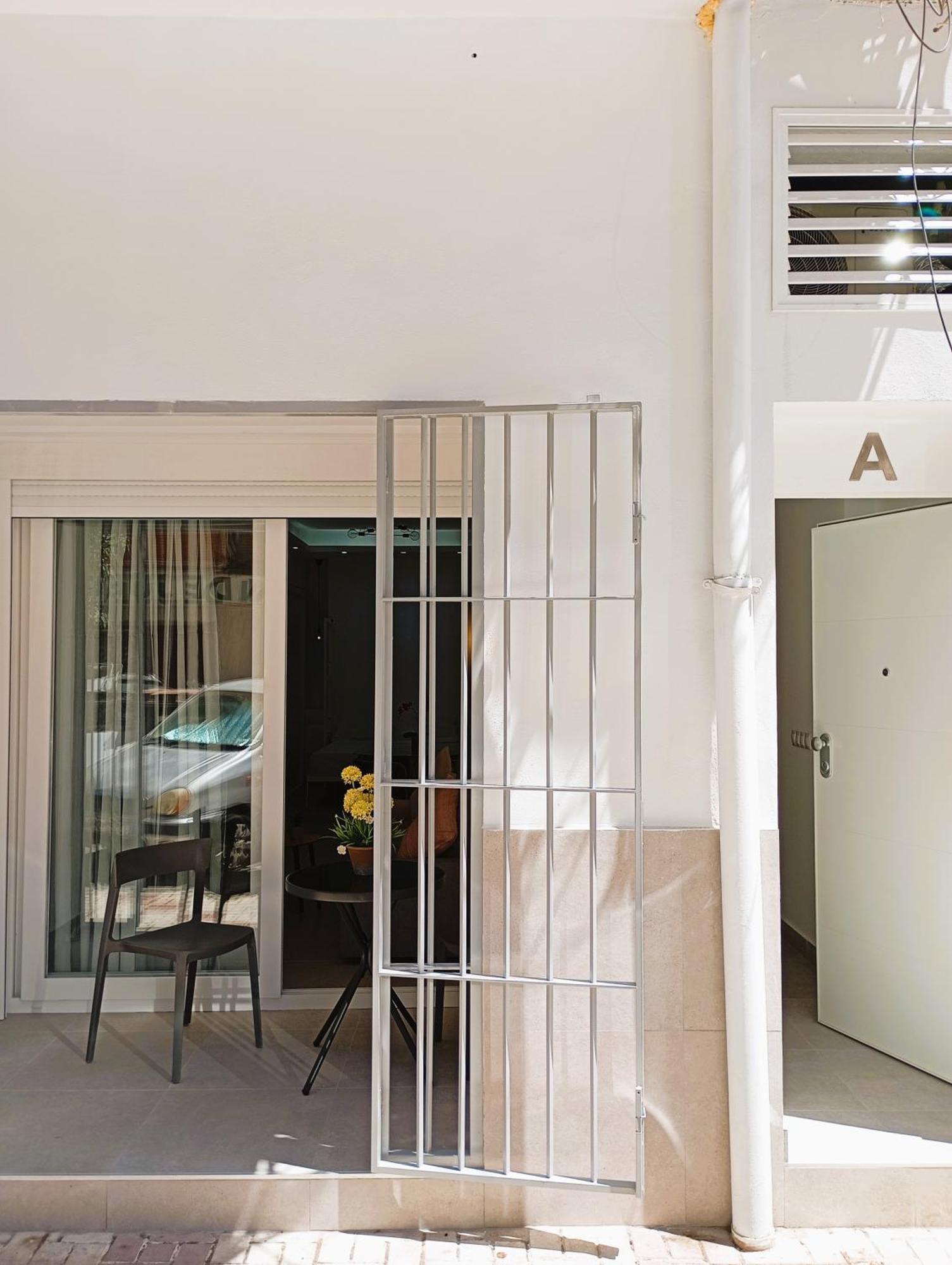 Moderno Apartamento En La Luz Malaga Exterior photo